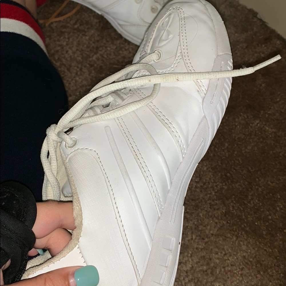 Infinity cheer shoes